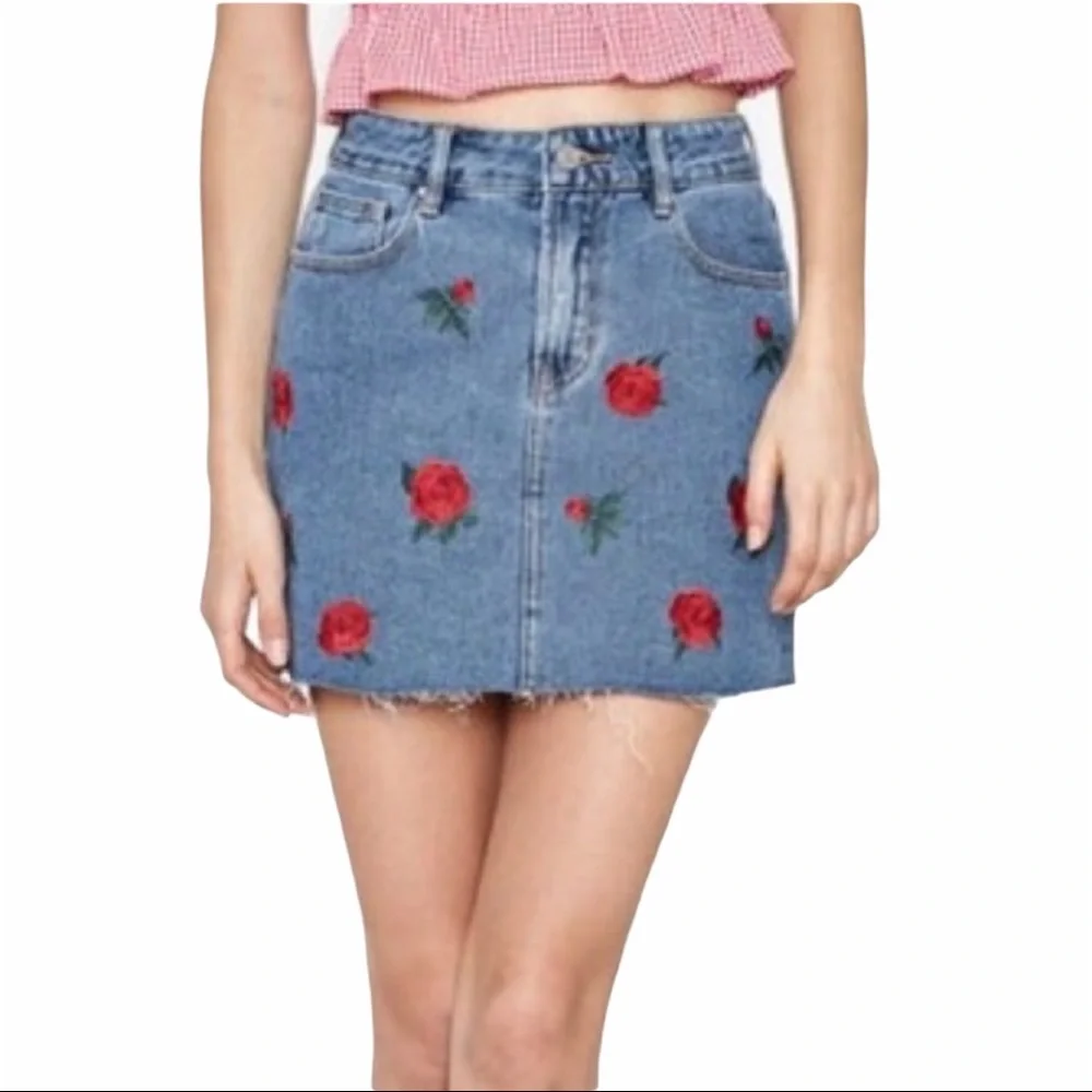 PacSun Denim Mini Jean Skirt Rose Embroidered Retro 27 4 Raw Hem Western